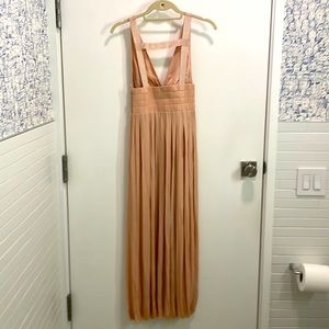 Absolutely stunning Elizabeth and James ribbon detail pleated gown NWOT